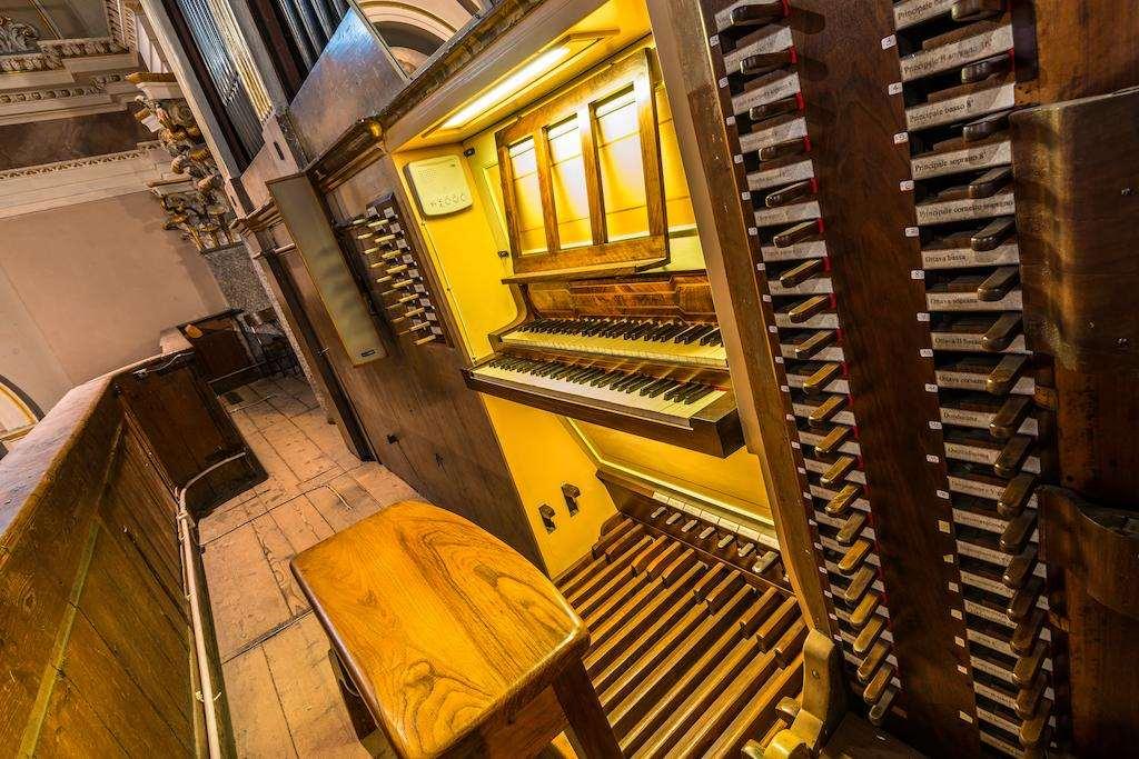 Hotel Don Abbondio Lecco Einrichtungen foto